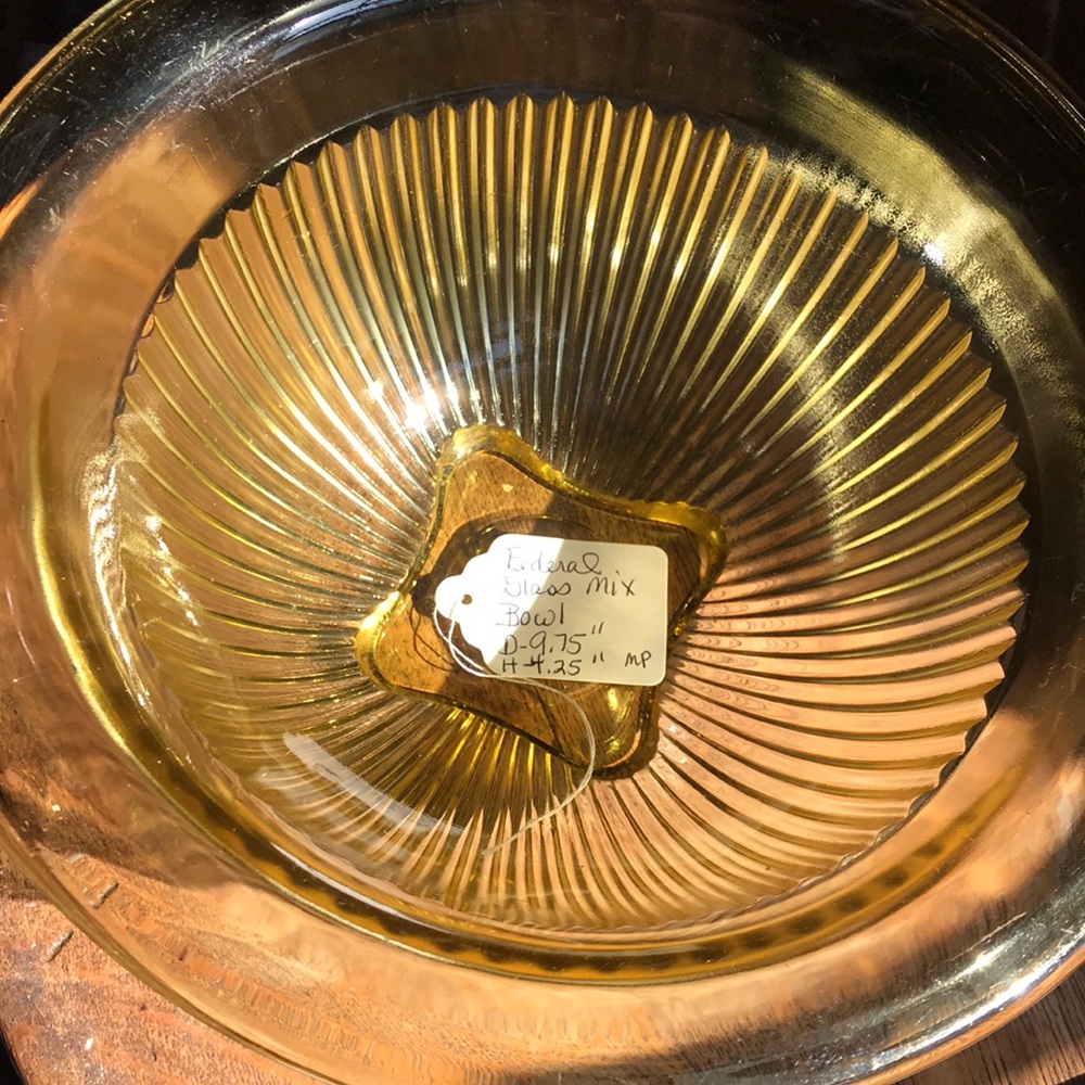 Federal glass yellow vertical ribbed mixing bowl